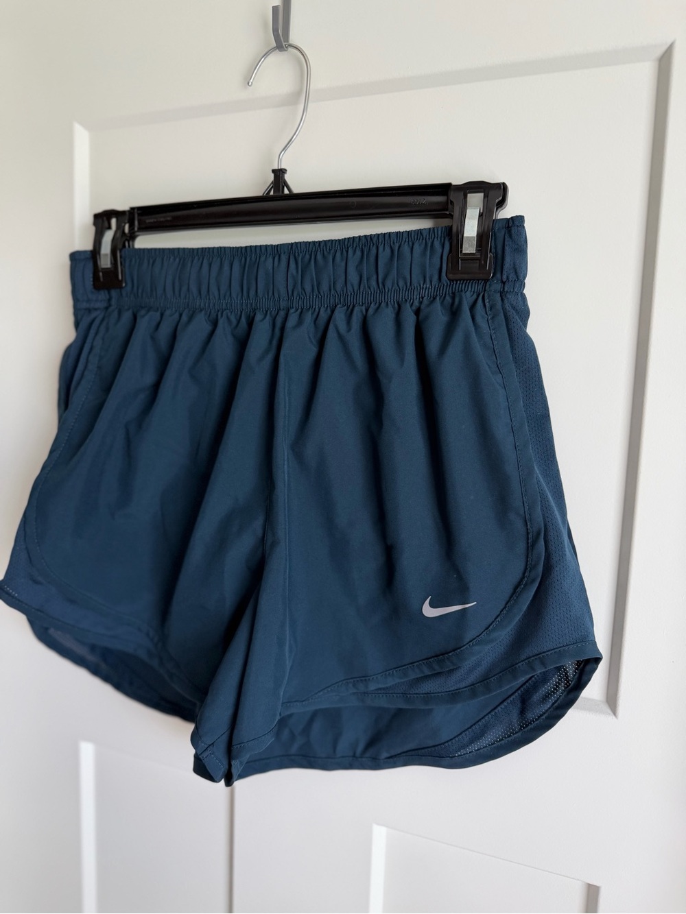 Nike Tempo Dri-FIT mid rise Running Shorts